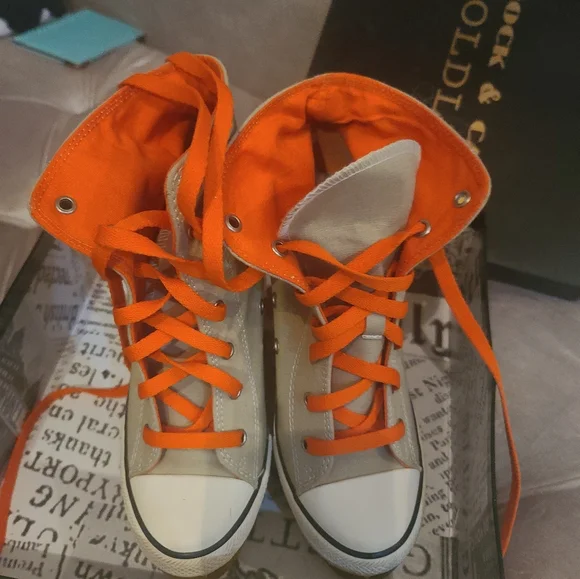 Rock & Candy gold deluxe platform sneakers size 8.5 - Picture 3 of 9